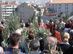 xLA CRIEE MARSEILLE 2012 04 01  (13) des epines de La Criee aux Rameaux de Saint-Victor